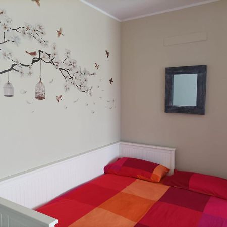 Lake View Studio Flat Riva del Garda Bagian luar foto