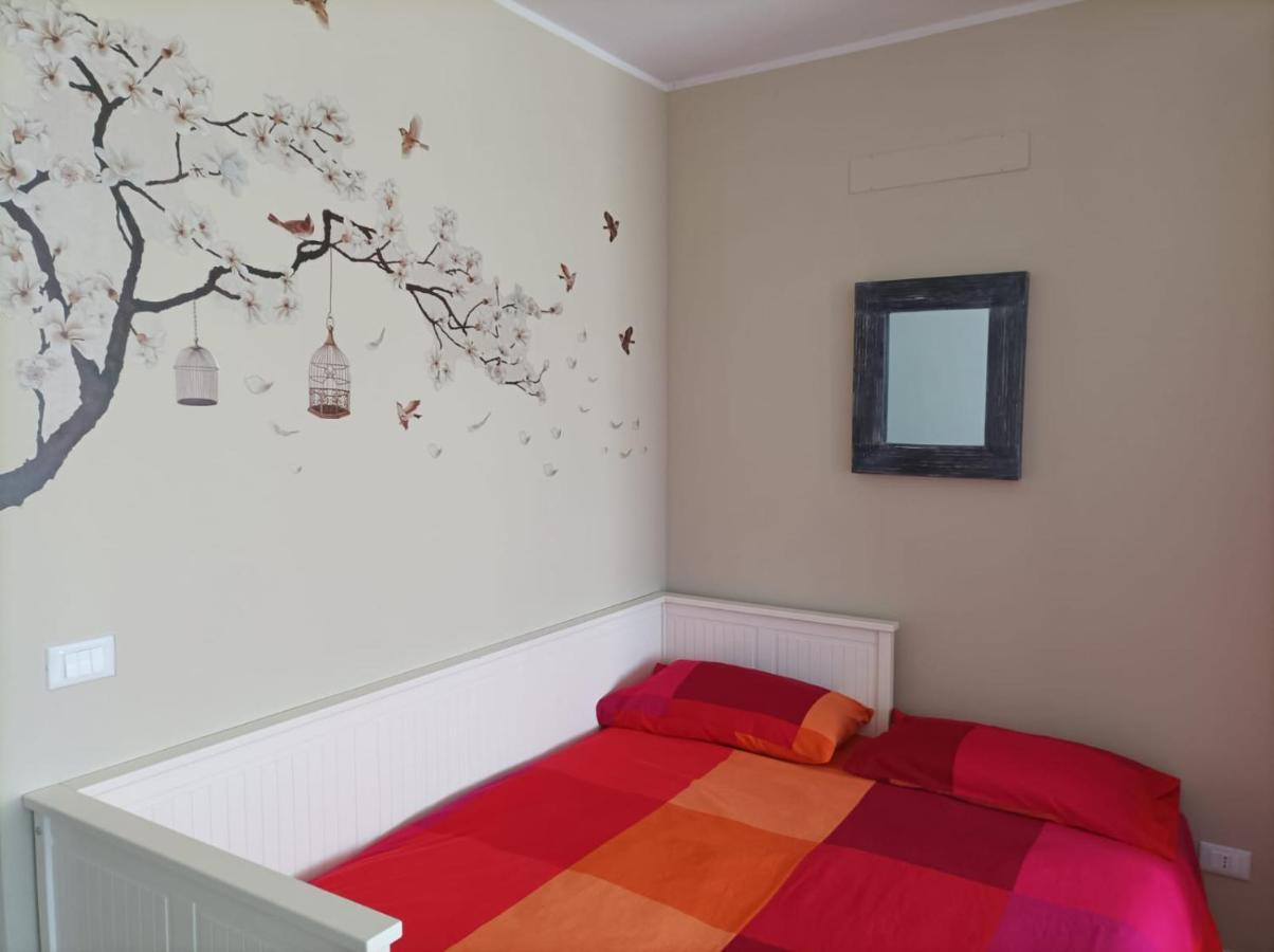 Lake View Studio Flat Riva del Garda Bagian luar foto