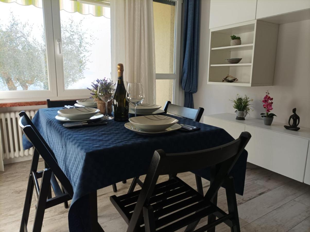 Lake View Studio Flat Riva del Garda Bagian luar foto
